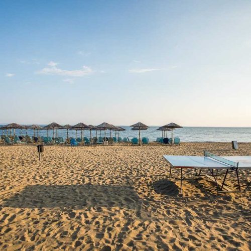 coral-blue-beach-plazha-43095