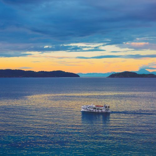 nick-karvounis-PNHSwLmTTFc-unsplash